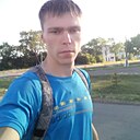 Знакомства: Макс, 31 год, Петропавловск