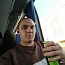 Знакомства: Леонид, 31 год, Тюмень