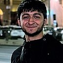 Знакомства: Максим, 25 лет, Шымкент