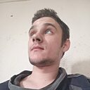 Знакомства: Максим, 23 года, Бор