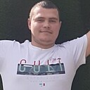 Знакомства: Юрий, 24 года, Мирный