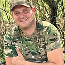 Знакомства: Артём, 29 лет, Симферополь