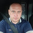 Знакомства: Евгений, 40 лет, Артем