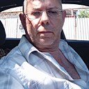 Знакомства: Максим, 51 год, Горловка