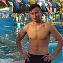 Знакомства: Хан, 27 лет, Сарыагач