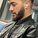 Знакомства: Максим, 31 год, Москва