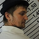 Знакомства: Максим, 41 год, Краснотурьинск