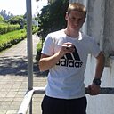 Знакомства: Артём, 28 лет, Армавир