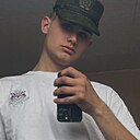 Знакомства: Данил, 19 лет, Магнитогорск