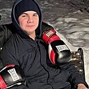 Знакомства: Кирилл, 18 лет, Москва