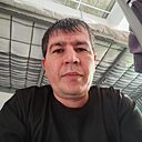 Знакомства: Икромжон, 41 год, Бодайбо