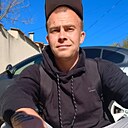 Знакомства: Денис, 31 год, Симферополь