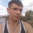 Знакомства: Максим, 25 лет, Орел