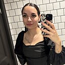 Знакомства: Мария, 22 года, Екатеринбург