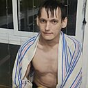 Знакомства: Юрий, 29 лет, Курганинск