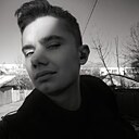 Знакомства: Максим, 25 лет, Минск