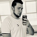 Знакомства: Роберт, 28 лет, Екатеринбург