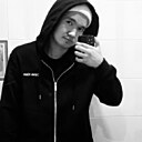 Знакомства: Erkebulan, 21 год, Астана