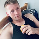 Знакомства: Алексей, 28 лет, Боровляны