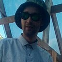 Знакомства: Олег, 31 год, Псков