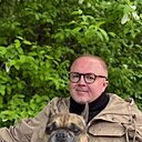 Знакомства: Максим, 42 года, Холмск