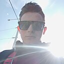 Знакомства: Максим, 22 года, Марьина Горка