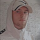 Знакомства: Valentin, 19 лет, Бор