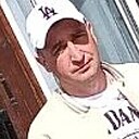 Знакомства: Денис, 40 лет, Энгельс