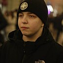 Знакомства: Илья, 18 лет, Вичуга