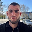 Знакомства: Редван, 24 года, Харцызск