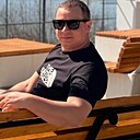 Знакомства: Максим, 34 года, Геленджик