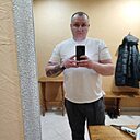 Знакомства: Алексей, 31 год, Новомосковск