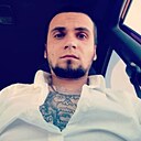 Знакомства: Артём, 32 года, Азов