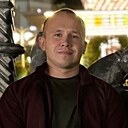 Знакомства: Владислав, 28 лет, Псков