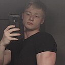 Знакомства: Кирилл, 20 лет, Москва