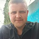 Знакомства: Роман, 29 лет, Луганск