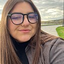 Знакомства: Анастасия, 20 лет, Магнитогорск