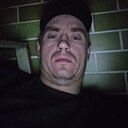 Знакомства: Виктор, 28 лет, Миасс