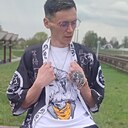 Знакомства: Артем, 24 года, Волковыск