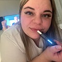 Знакомства: Кристина, 24 года, Волхов