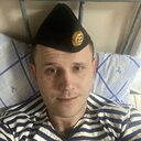 Знакомства: Иван, 33 года, Новороссийск