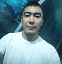Знакомства: Ирек, 35 лет, Снежное