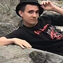 Знакомства: Валера, 31 год, Симферополь