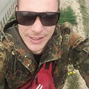 Знакомства: Александр, 31 год, Кривой Рог