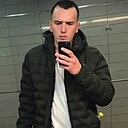 Знакомства: Илья, 27 лет, Салехард
