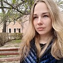 Знакомства: Виктория, 33 года, Уссурийск