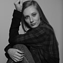 Знакомства: Карина, 28 лет, Петропавловск-Камчатский