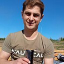 Знакомства: Сергей, 29 лет, Николаевск