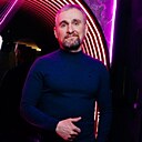 Знакомства: Игорь, 42 года, Нерюнгри