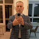 Знакомства: Олег, 64 года, Королёв